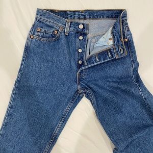 Vintage Levi’s - Straight Leg